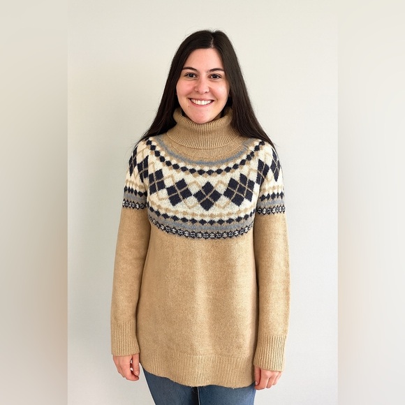 Tommy Hilfiger Argyle Sweater Size Medium - Picture 1 of 8